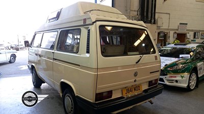 Lot 24 - 1991 VOLKSWAGEN CAMPER