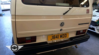 Lot 24 - 1991 VOLKSWAGEN CAMPER