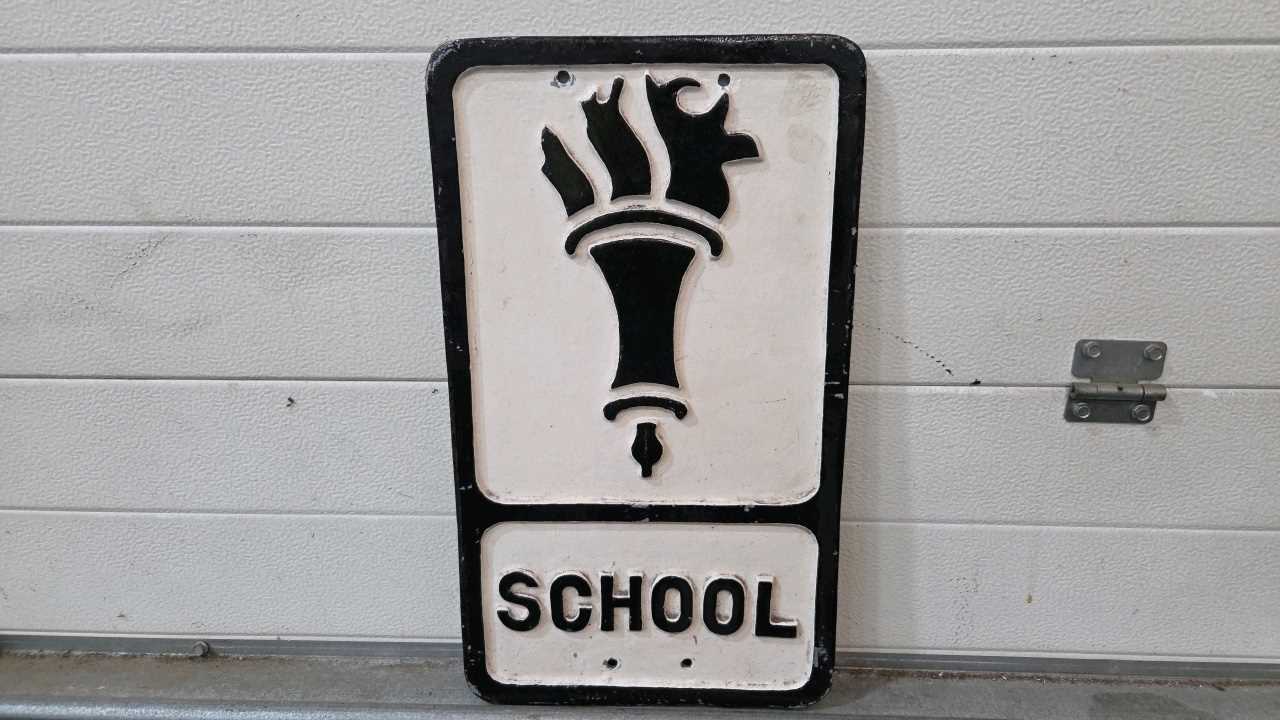 Lot 194 - SCHOOL CAST SIGN 20" X 12"