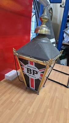Lot 105 - ANTIQUE STYLE BP MOTOR SPIRIT LAMP