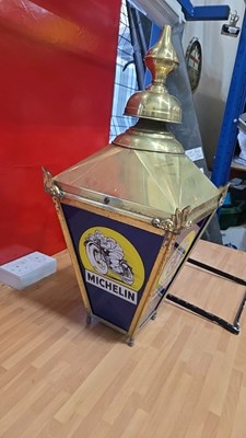 Lot 723 - ANTIQUE STYLE MICHELIN LAMP
