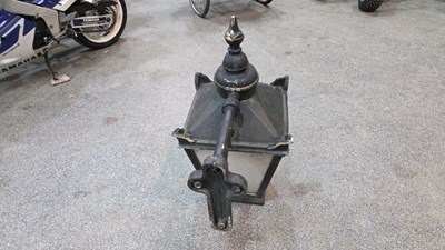 Lot 643 - ANTIQUE STYLE LAMP