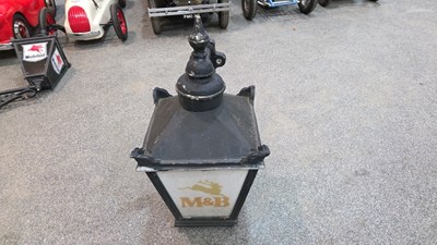 Lot 643 - ANTIQUE STYLE LAMP