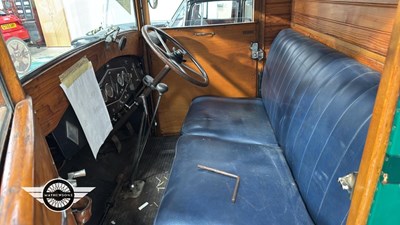 Lot 336 - 1928 RENAULT