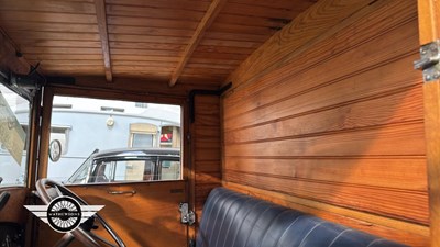 Lot 336 - 1928 RENAULT