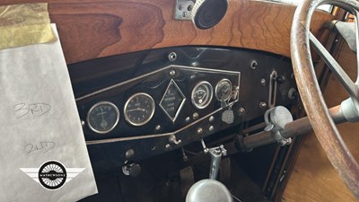 Lot 336 - 1928 RENAULT