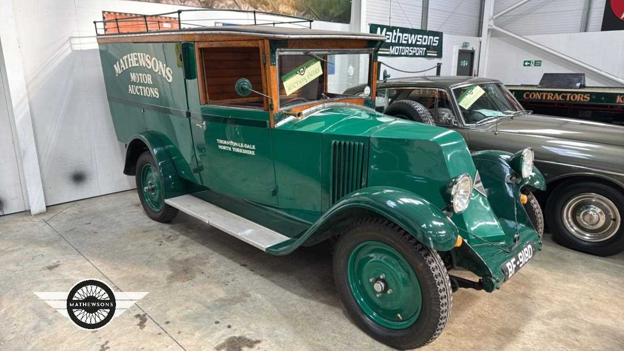 Lot 336 - 1928 RENAULT