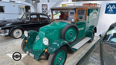 Lot 336 - 1928 RENAULT