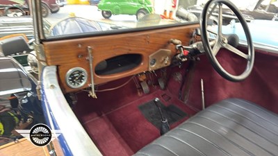 Lot 330 - 1926 SINGER