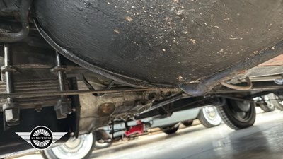 Lot 330 - 1926 SINGER