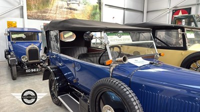 Lot 330 - 1926 SINGER