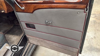 Lot 224 - 1952 AUSTIN