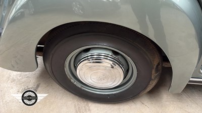 Lot 224 - 1952 AUSTIN