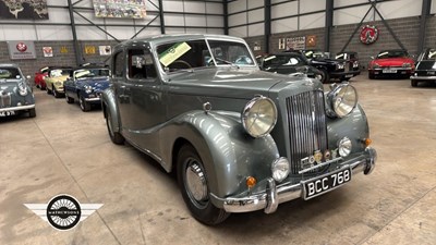 Lot 224 - 1952 AUSTIN