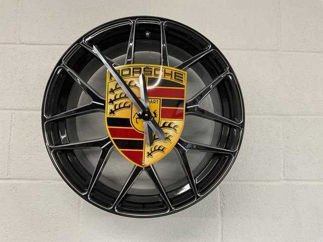 Lot 125 - PORSCHE ALLOY WHEEL CLOCK