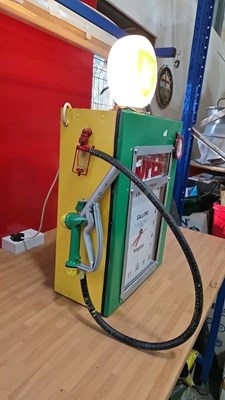 Lot 671 - SUPER MINI PUMP WITH SMALL GLASS BP GLOBE 32" X 16"