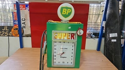 Lot 671 - SUPER MINI PUMP WITH SMALL GLASS BP GLOBE 32" X 16"