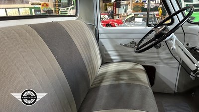 Lot 236 - 1955 FORD