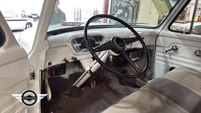 Lot 236 - 1955 FORD