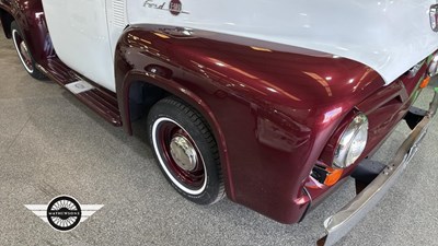 Lot 236 - 1955 FORD