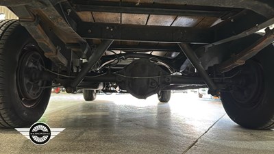 Lot 236 - 1955 FORD