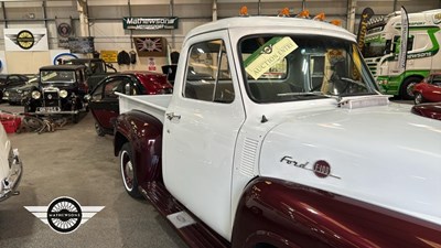Lot 236 - 1955 FORD