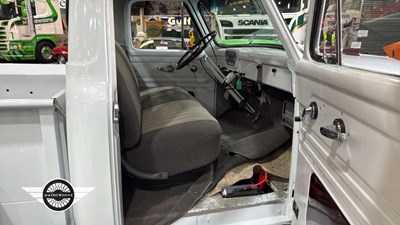 Lot 236 - 1955 FORD