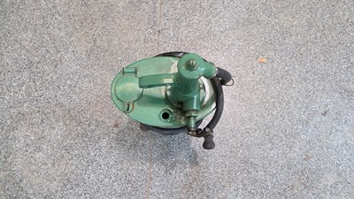 Lot 435 - CASTROL GEAR OIL DISPENSER