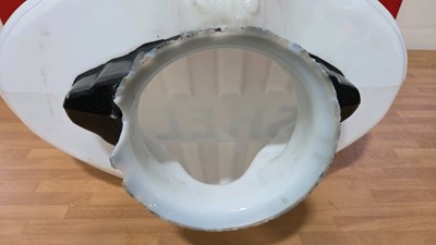 Lot 335 - LARGE SHELL PETROL PUMP GLASS GLOBE
