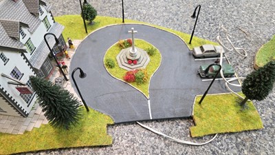 Lot 819 - 00 GUAGE RAILWAY DIORAMA 6 X DIFFERENT SCENES