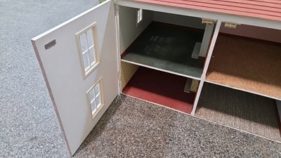 Lot 585 - 1/12th SCALE DOLLS HOUSE