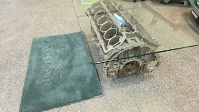 Lot 317 - JAGUAR 6.0 V12 ENGINE BLOCK COFFEE TABLE & JAGUAR RUG