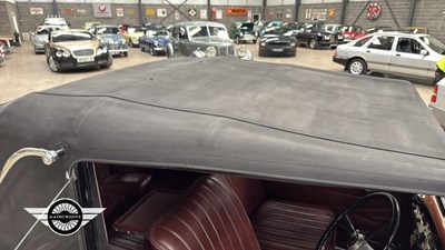 Lot 776 - 1935 VAUXHALL