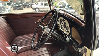 Lot 776 - 1935 VAUXHALL