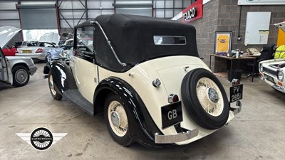 Lot 776 - 1935 VAUXHALL