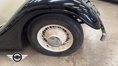 Lot 776 - 1935 VAUXHALL