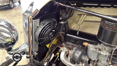 Lot 776 - 1935 VAUXHALL