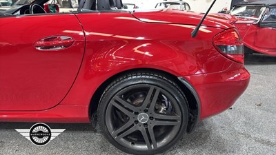 Lot 682 - 2010 MERCEDES SLK 350 AUTO