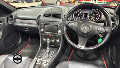 Lot 682 - 2010 MERCEDES SLK 350 AUTO