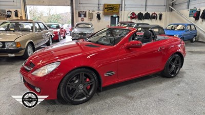 Lot 682 - 2010 MERCEDES SLK 350 AUTO