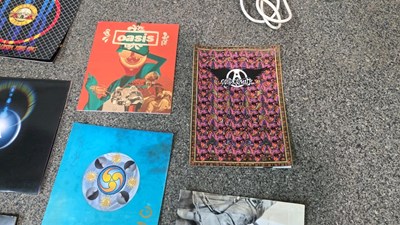 Lot 195 - BUNDLE OF CONCERT PROGRAMMES & TICKETS