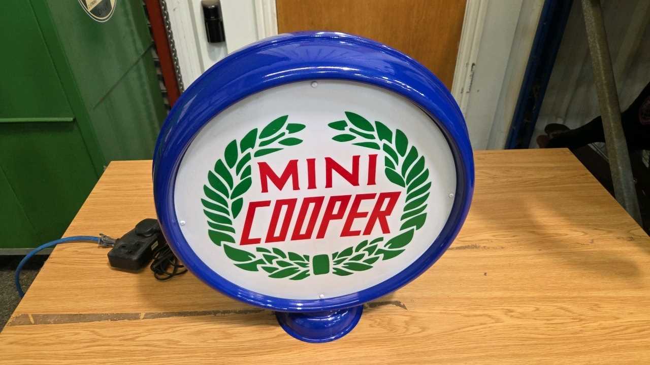 Lot 729 - MINI COOPER DOUBLE SIDED , LIGHT UP SIGN 18