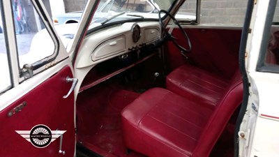 Lot 196 - 1960 MORRIS MINOR