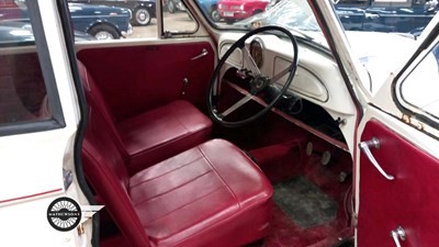 Lot 196 - 1960 MORRIS MINOR