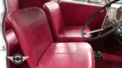 Lot 196 - 1960 MORRIS MINOR