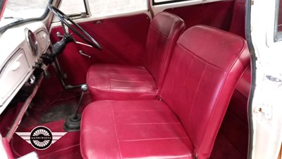 Lot 196 - 1960 MORRIS MINOR