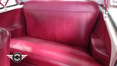 Lot 196 - 1960 MORRIS MINOR