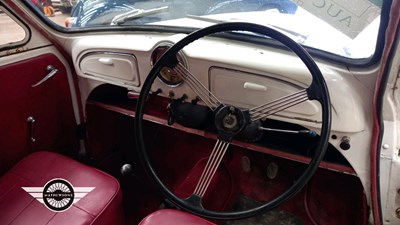 Lot 196 - 1960 MORRIS MINOR