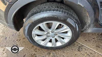Lot 548 - 2016 LAND ROVER DISCOVERY SPORT SE