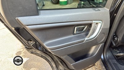 Lot 548 - 2016 LAND ROVER DISCOVERY SPORT SE